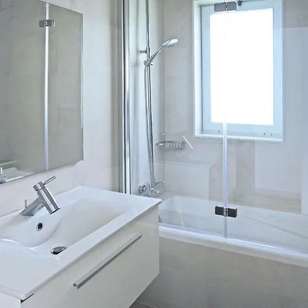 Holiday Homes Quinta De Santa Barbara Lagoa Pdl01016 Fya לגואה